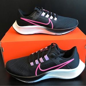 NIKE air zoom Pegasus 38, size 8